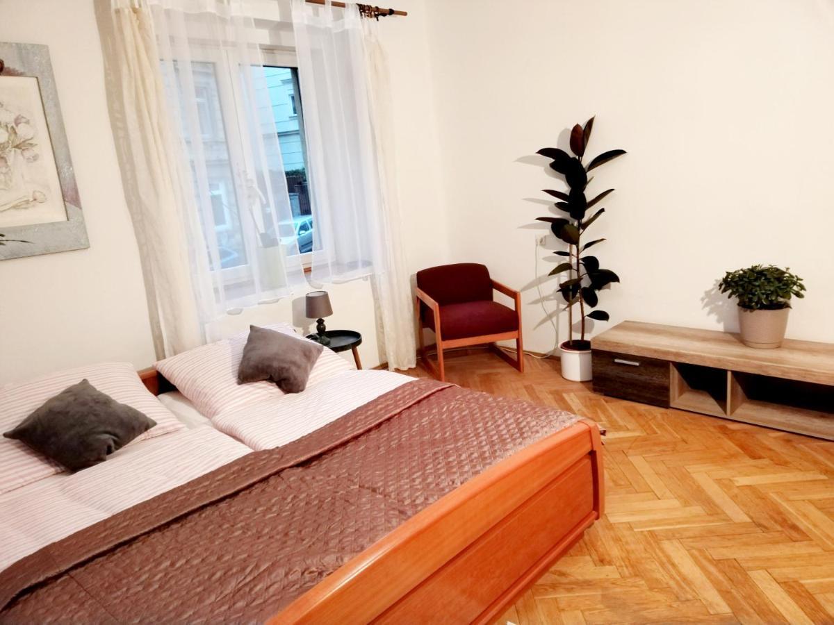 Apartman Isabel Decin Buitenkant foto