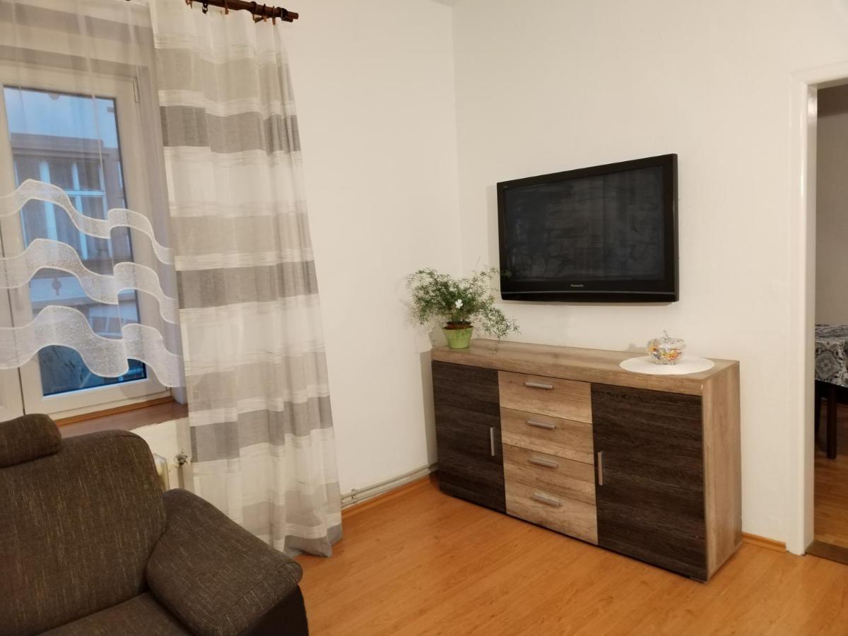 Apartman Isabel Decin Buitenkant foto